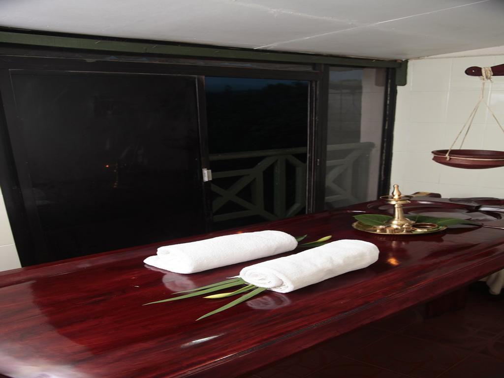 Abad Copper Castle Resort Муннар Екстер'єр фото